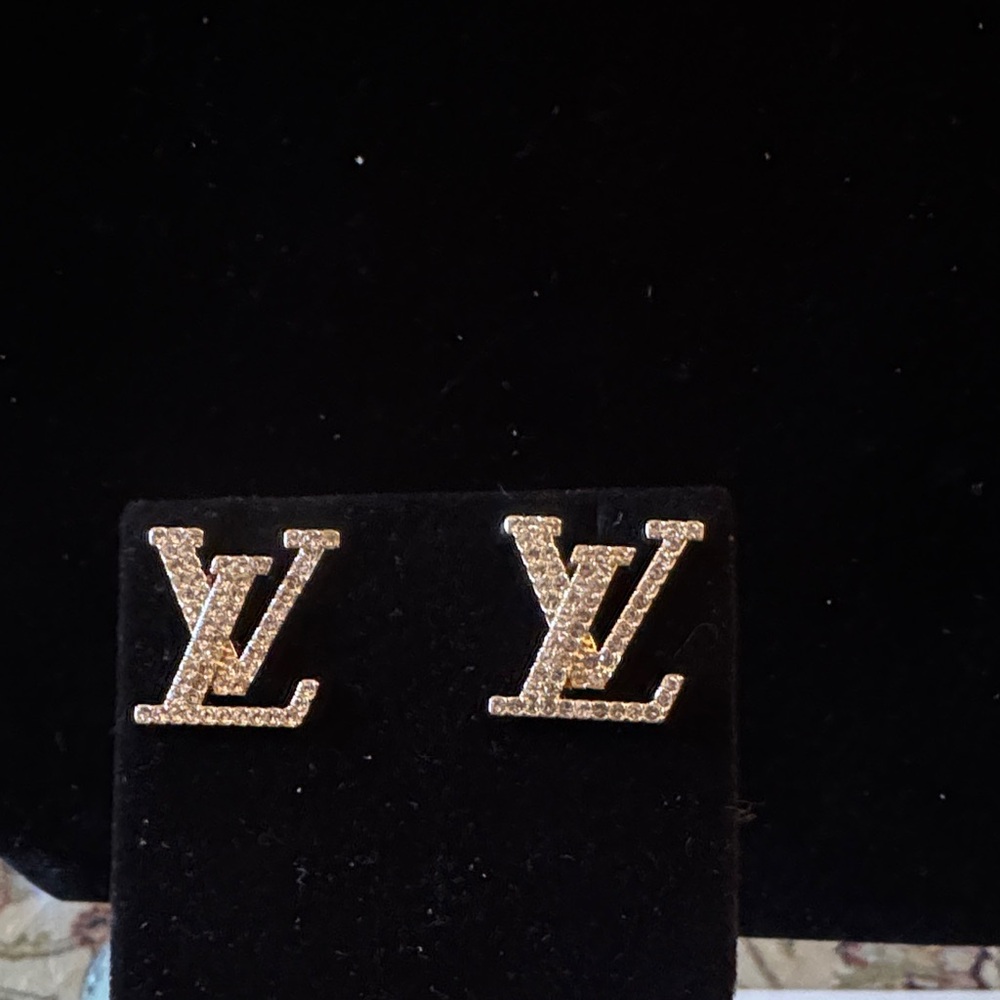 LV- Crystal Logo Stud Earrings in Gold